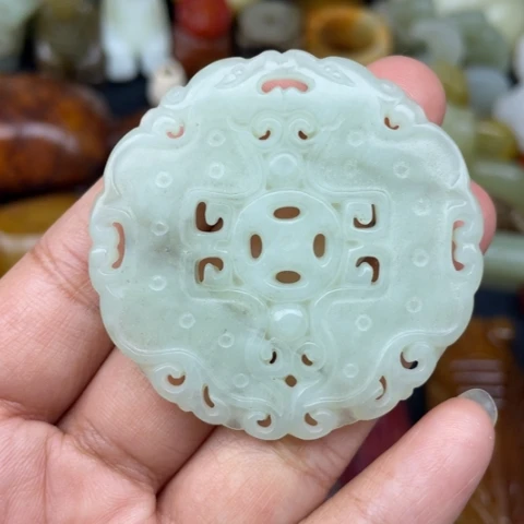 蛇纹石玉未镶嵌颈饰78