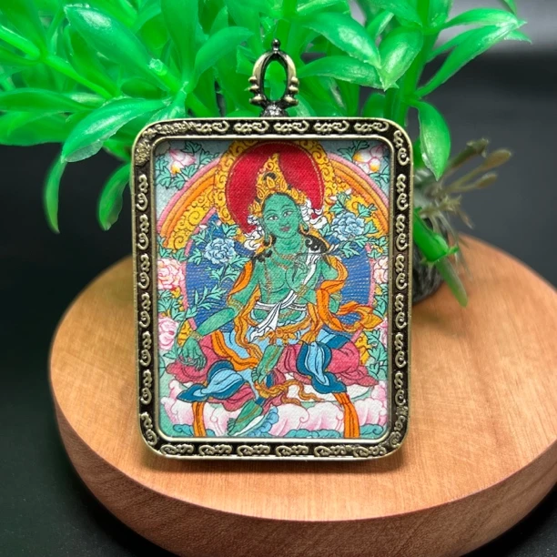 AO19唐卡（绿度母）吊坠纯手工绘制（多样性发其一）