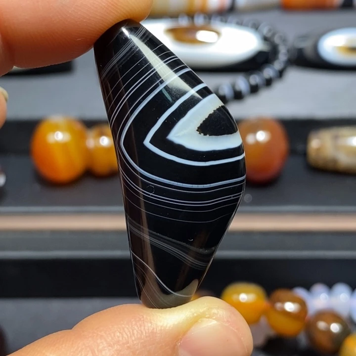 玛瑙/玉髓未镶嵌挂件