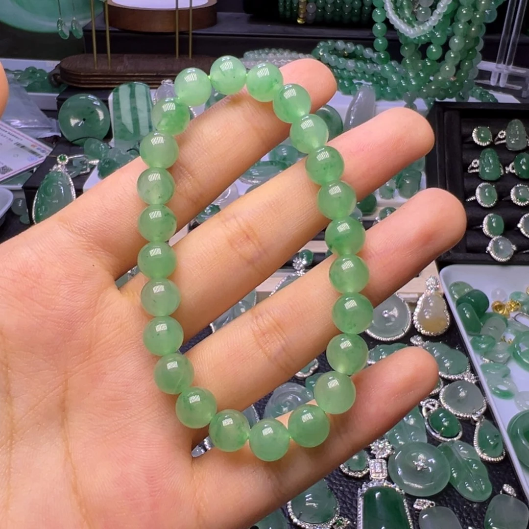 石英质玉（非洲翠）未镶嵌颈饰