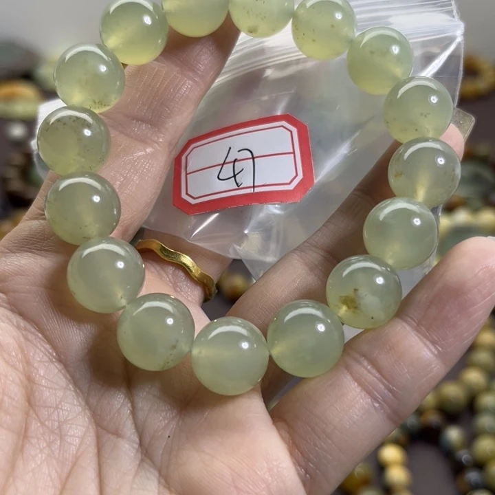 蛇纹石玉未镶嵌手链
