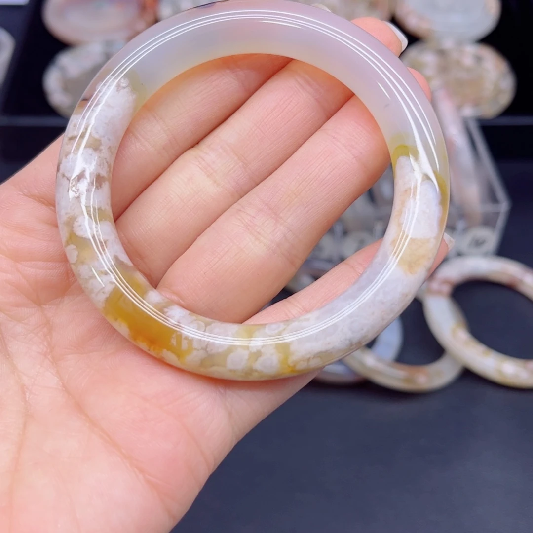 玛瑙/玉髓未镶嵌手镯55