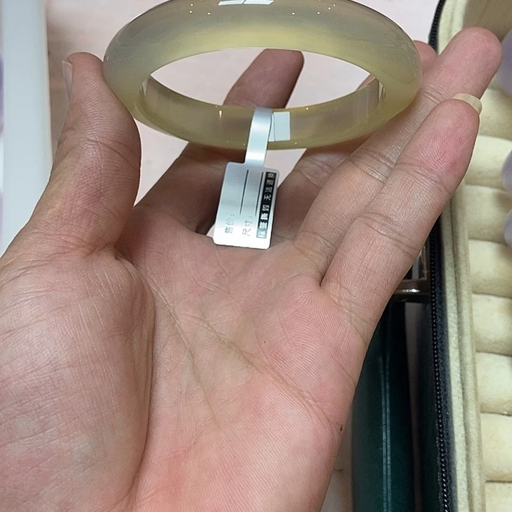 手镯玛瑙/玉髓未镶嵌089
