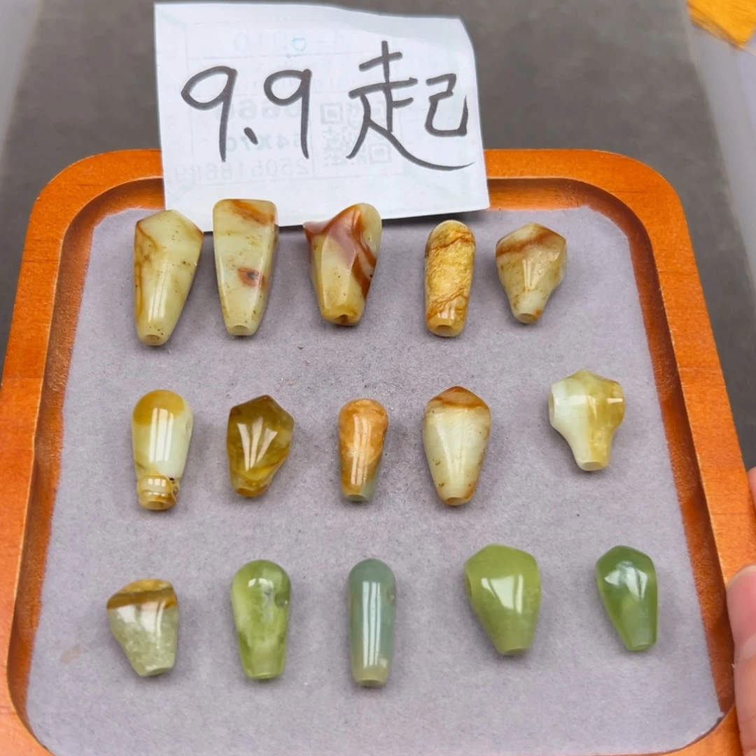 未镶嵌蛇纹石玉颈饰发一个随机发