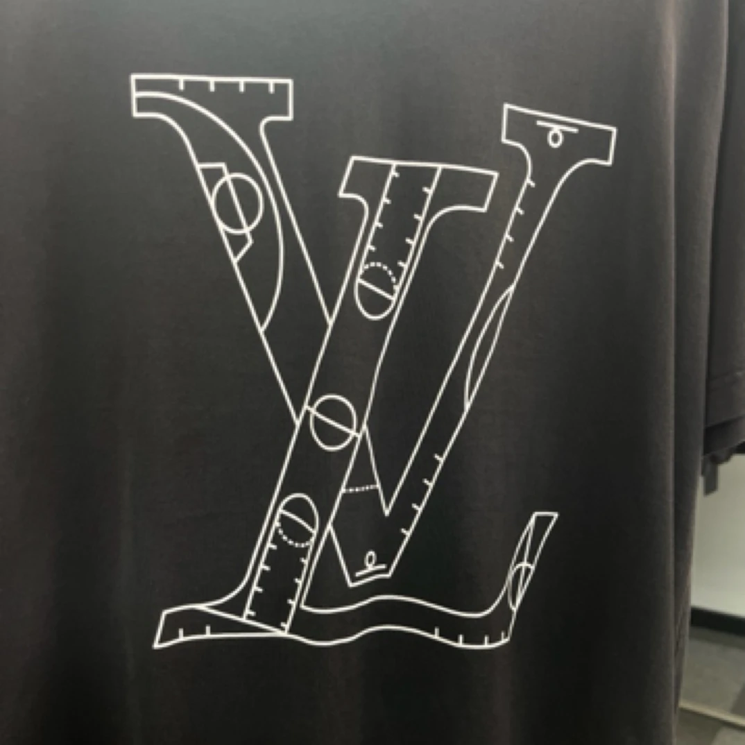 99新 LouisVuitton/路易威登 黑色nba短袖 M 衣长69 胸围48