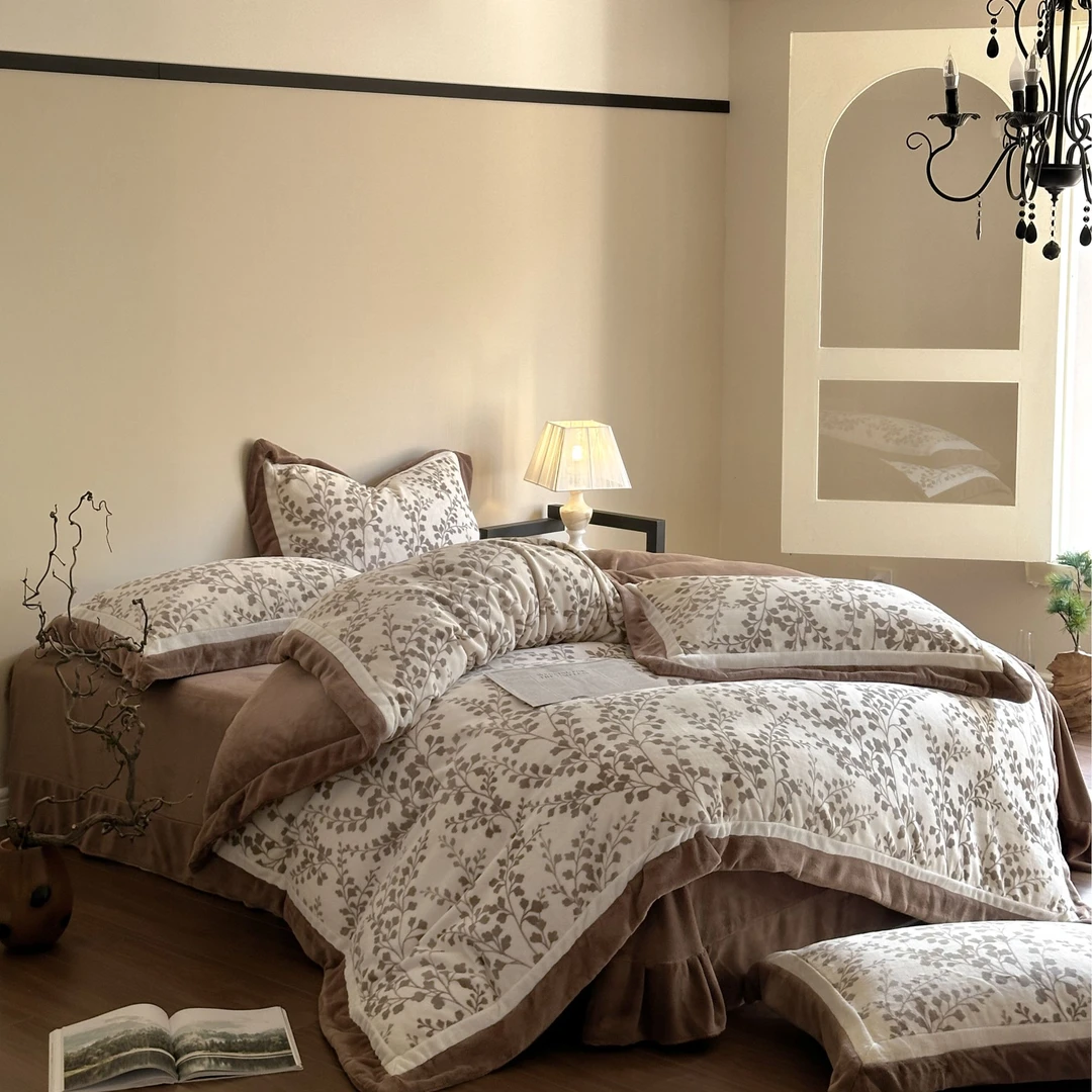 【慕斯绒】芷影系列  印花工艺 高克重牛奶绒四件套