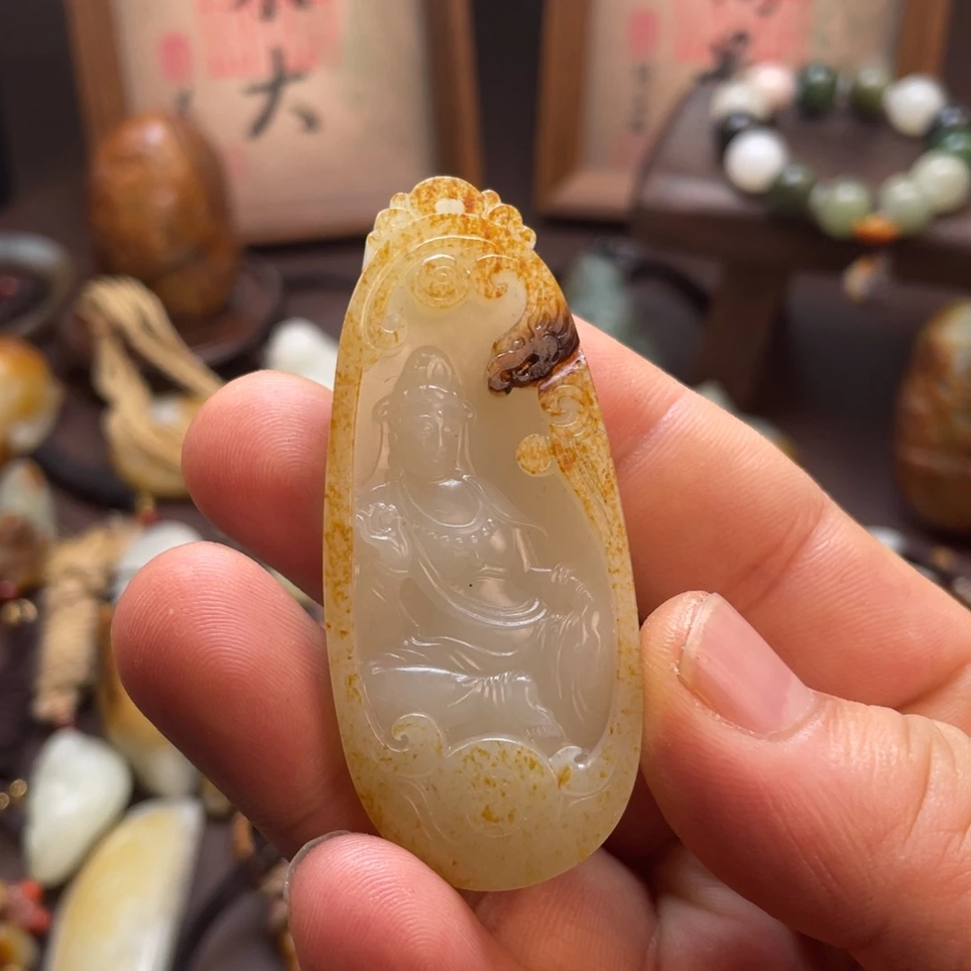 和田玉（糖玉）未镶嵌挂件