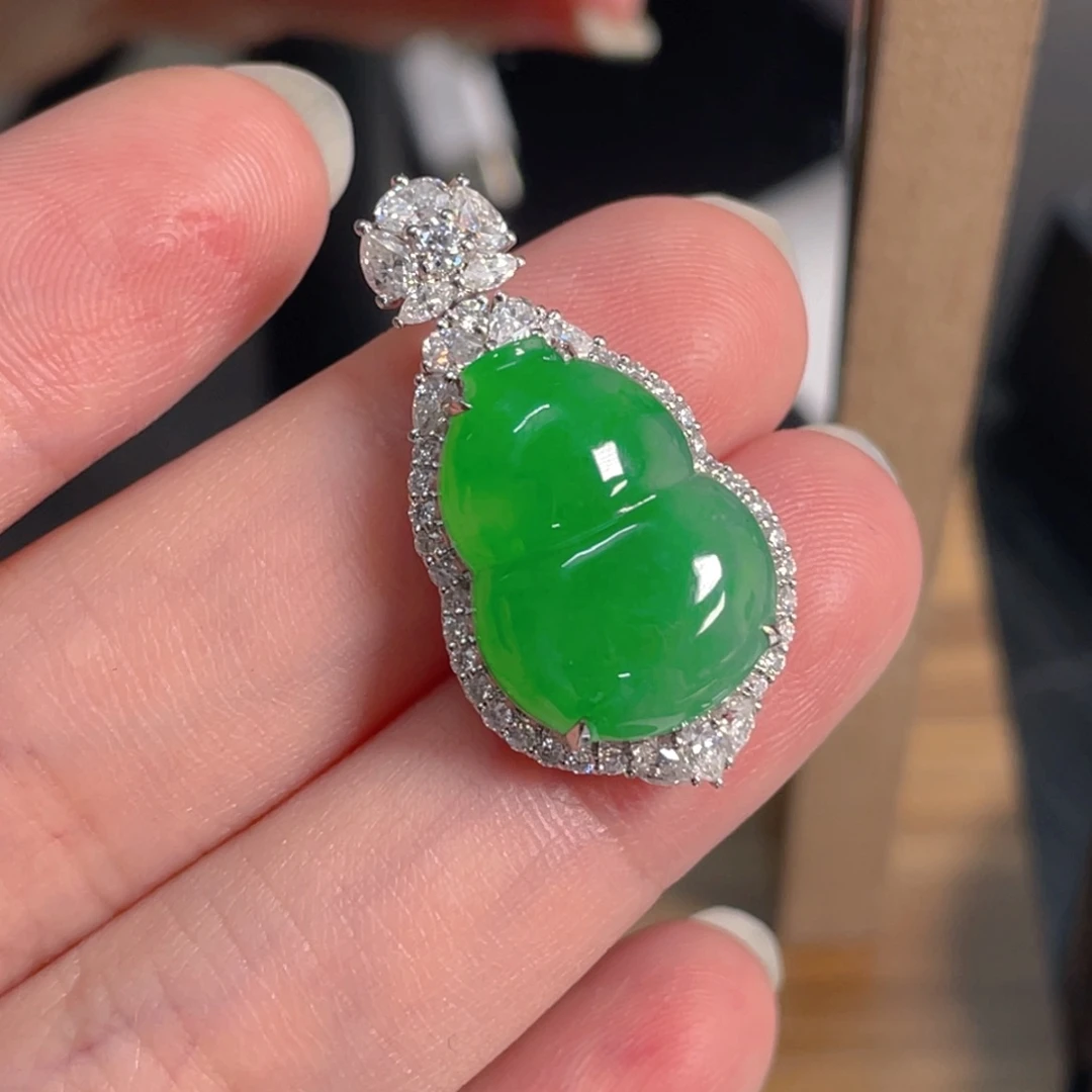 翡翠18K金镶嵌吊坠(不含链)