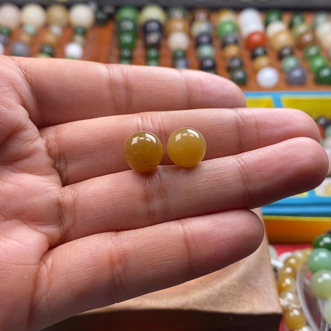 冬***哥和田玉未镶嵌珠宝奇石卡10糖y多样性发一