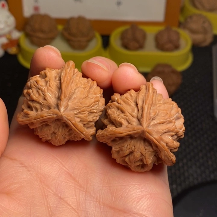 文玩核桃把件37盘山三棱