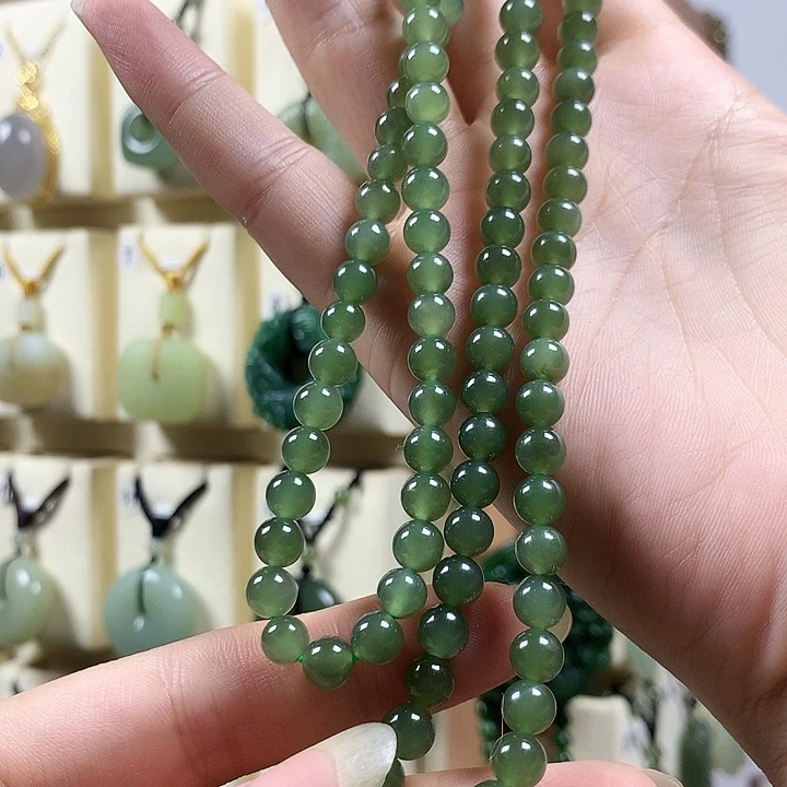 颈饰未镶嵌和田玉奕