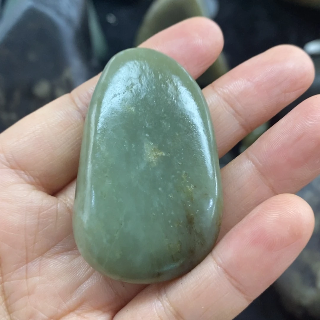 未镶嵌和田玉（糖玉）挂件