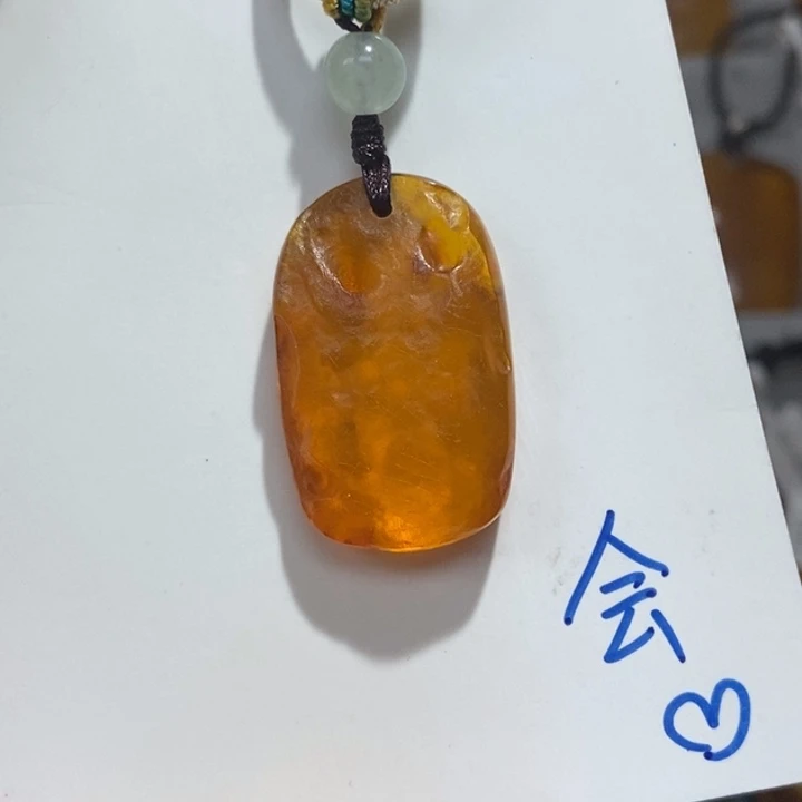 琥珀珠宝奇石未镶嵌