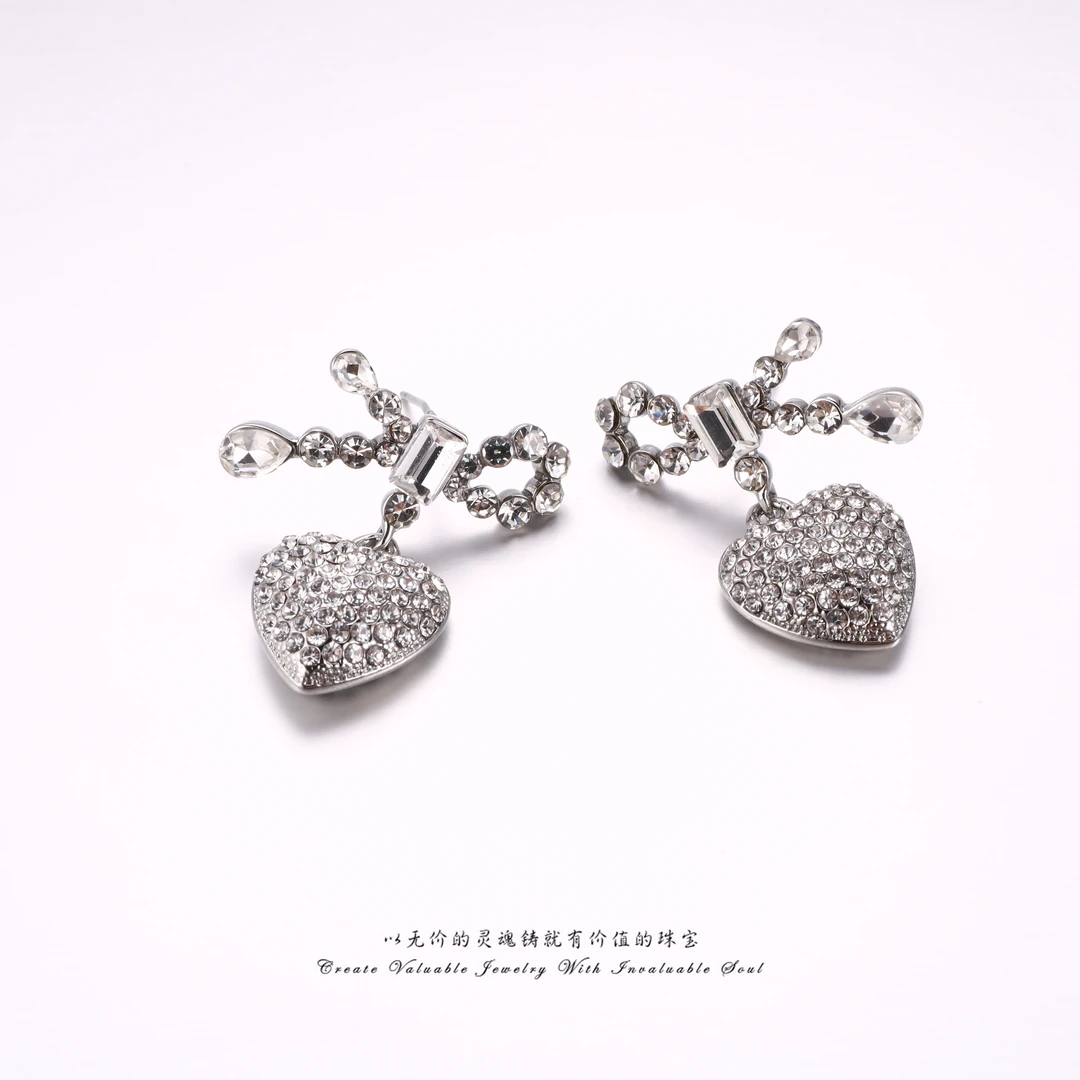 铜合金锆石耳饰 银色精致时尚轻奢镶嵌百搭高级感耳环 KG-C-32318