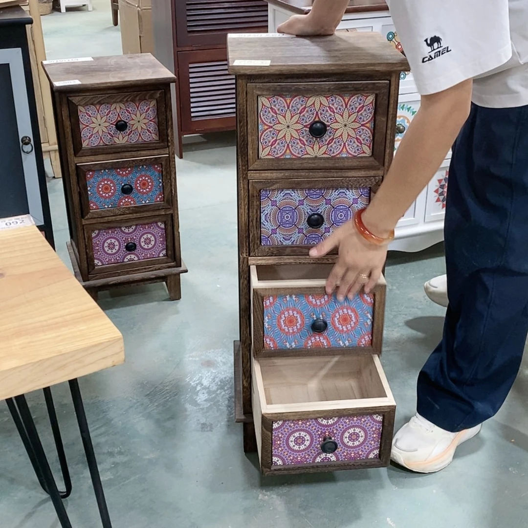 【闪购商品】翻盖塑料这是编号060