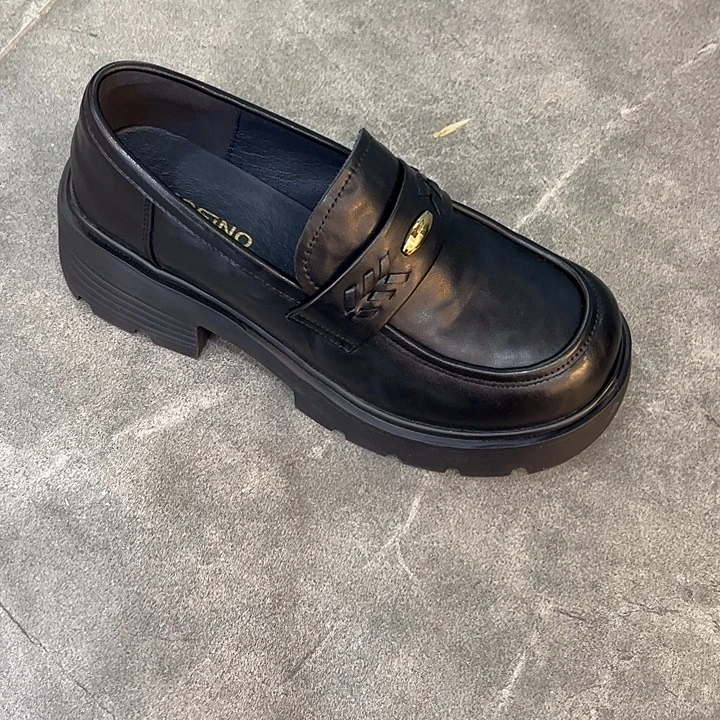 580520221黑色37码