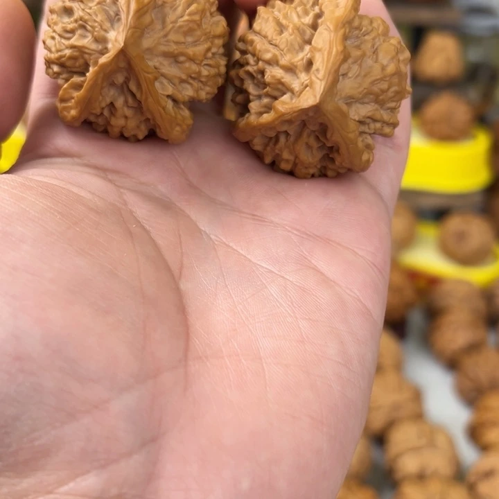 吊坠文玩核桃39尺全品无修官帽三棱人奔