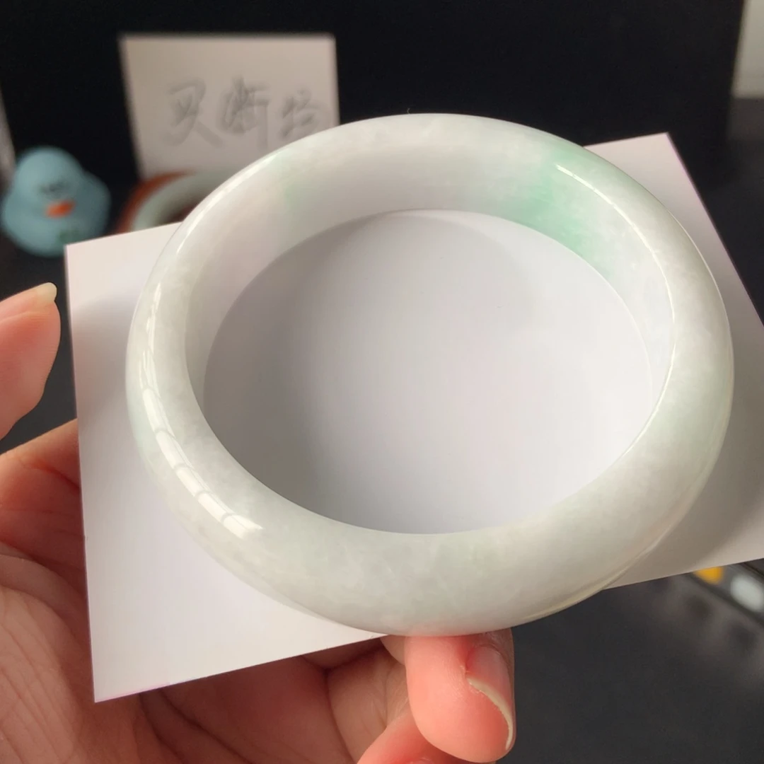 翡翠手镯未镶嵌59.9-14.9-8.7