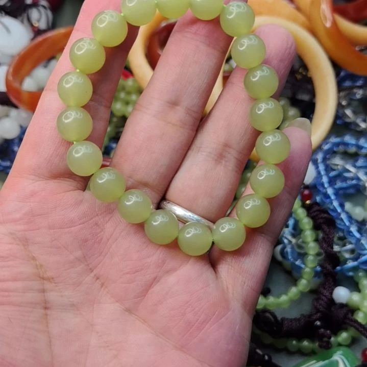 石英质玉手链未镶嵌