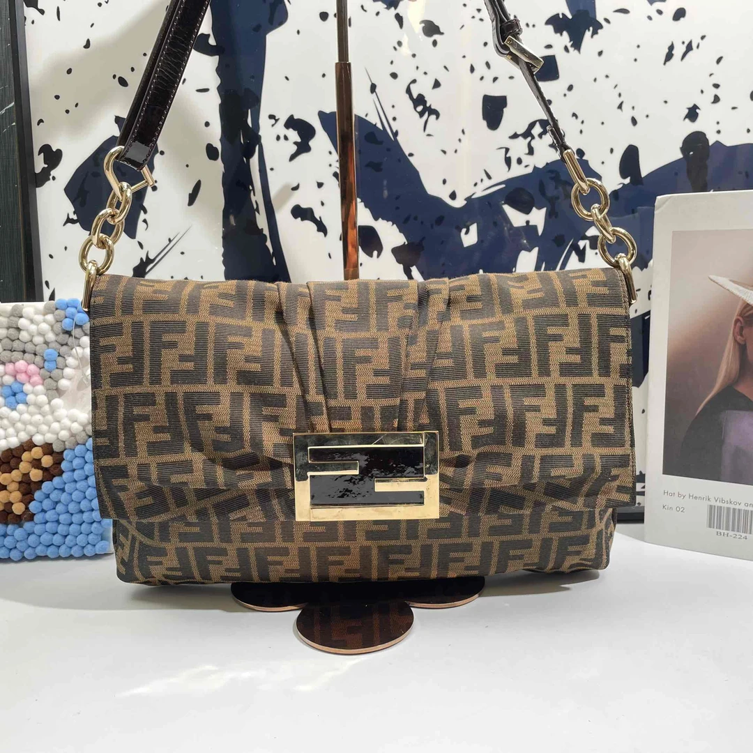 95新  小野专属/95新/芬迪/单肩包/DJ6790