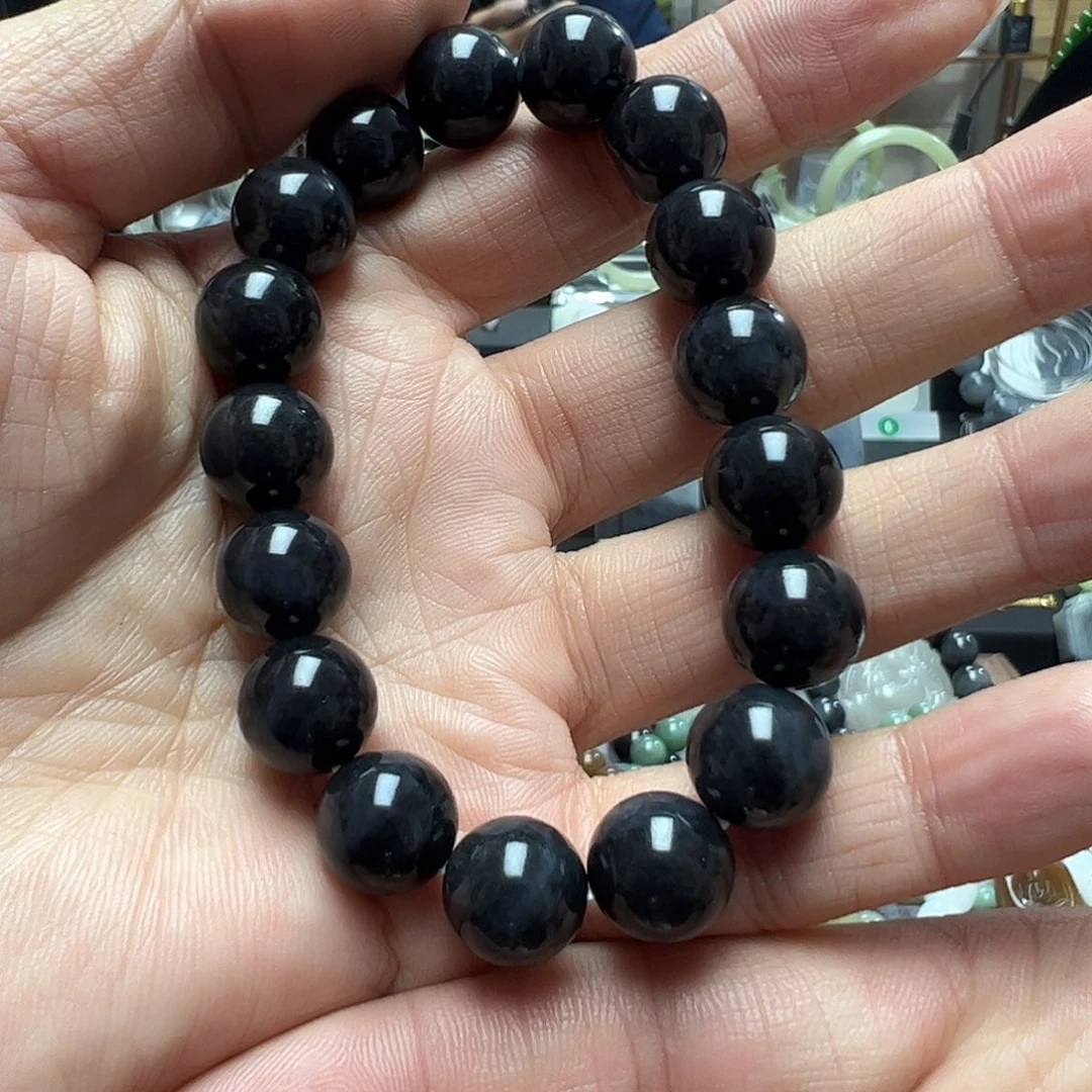 和田玉（墨玉）未镶嵌手串