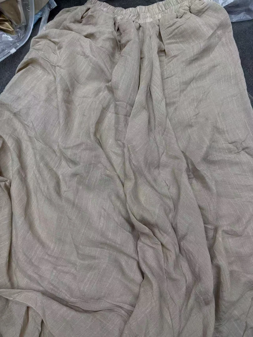 C24-4卡其色“流沙”松紧腰半身裙