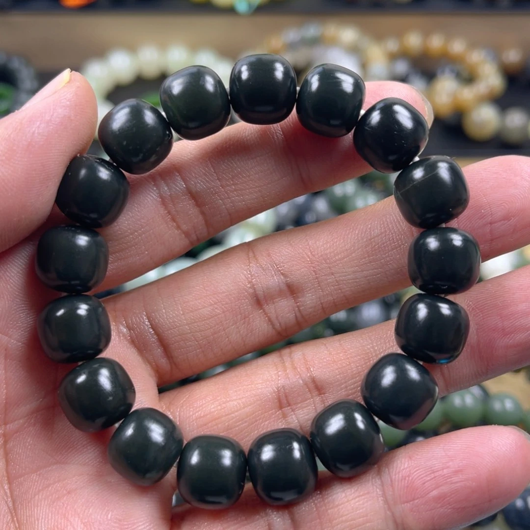 和田玉手串未镶嵌