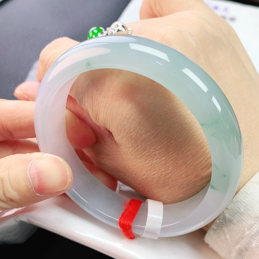 未镶嵌手镯翡翠57q