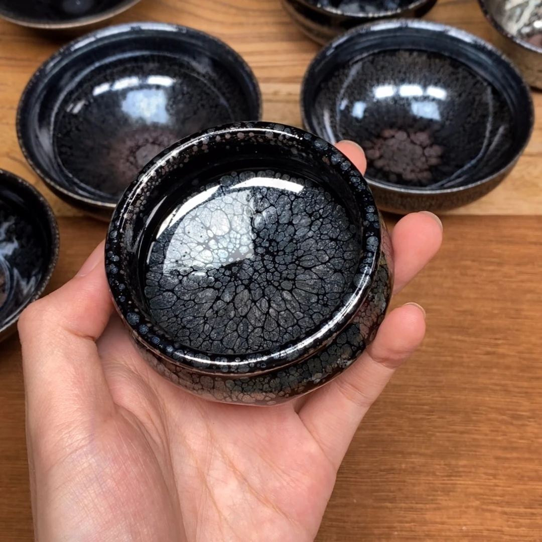 清***风茶盏江汉旺。