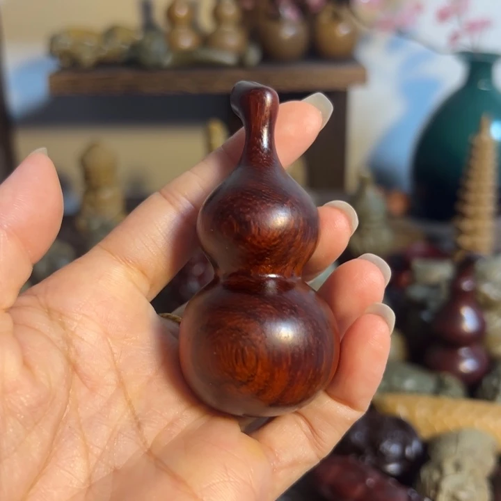 把件小叶紫檀葫芦
