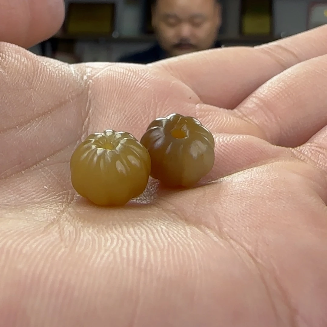 和田玉未镶嵌颈饰打包价清