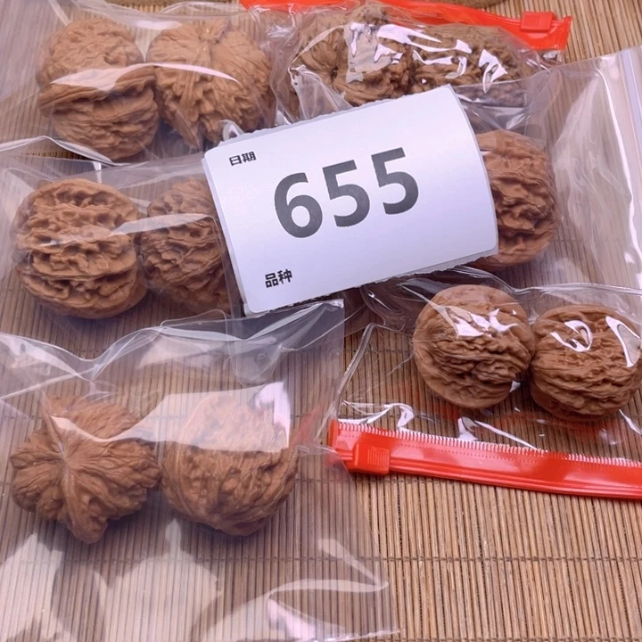 文玩核桃把件655号6对