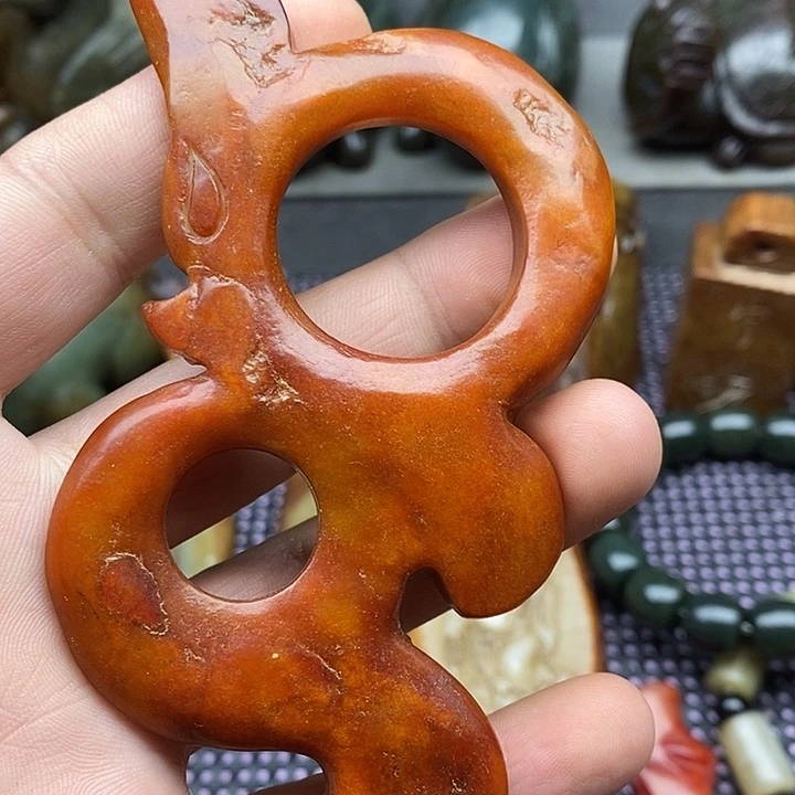 未镶嵌蛇纹石玉颈饰