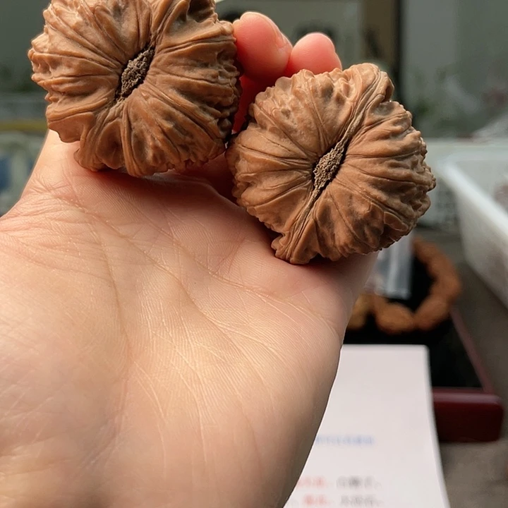 文玩核桃把件也*全品44球白