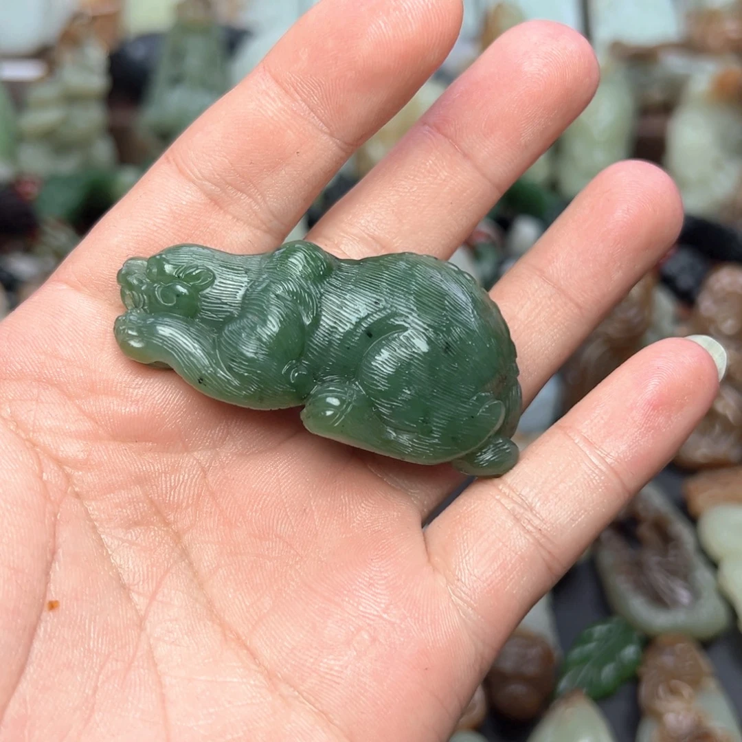 和田玉未镶嵌挂件