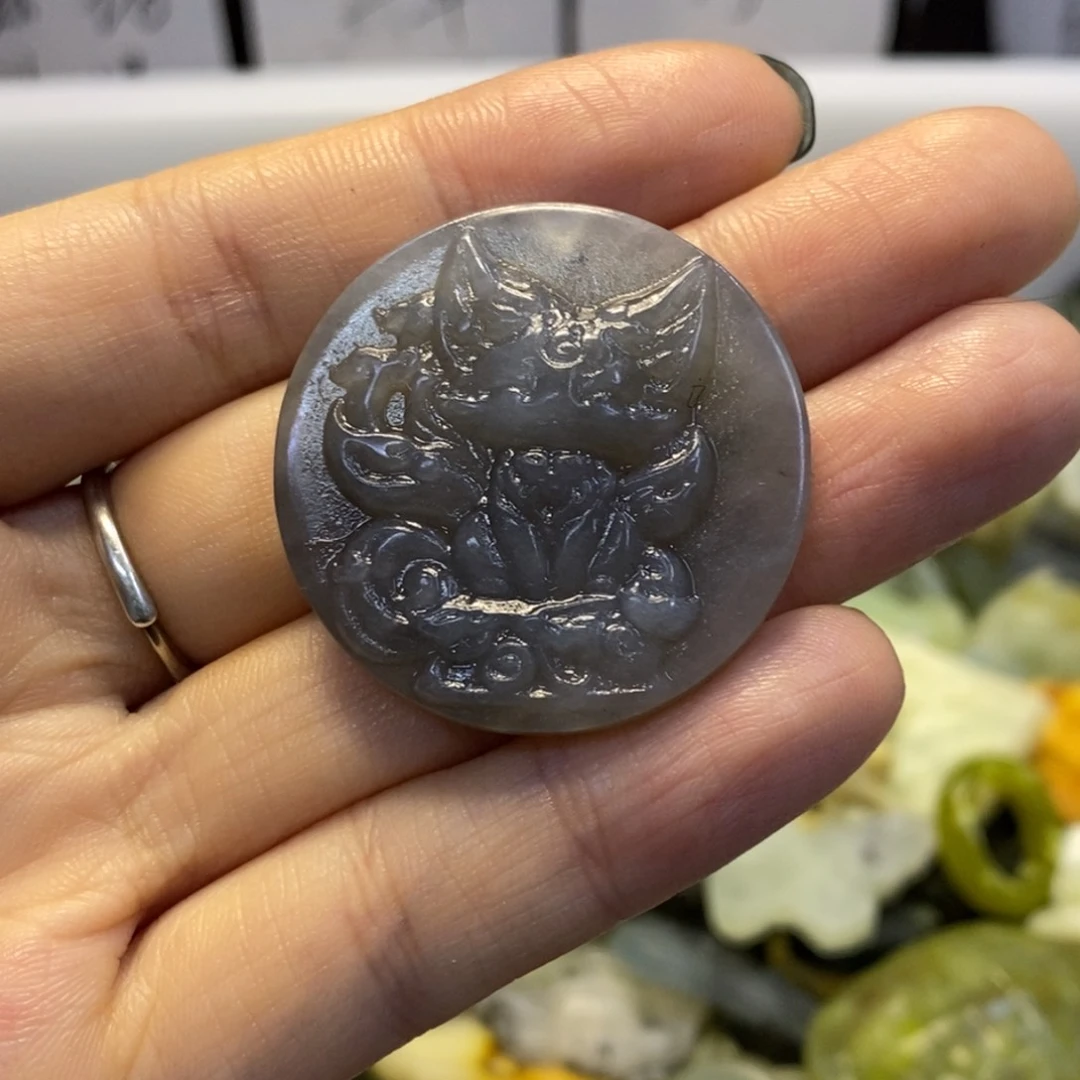 未镶嵌蛇纹石玉颈饰