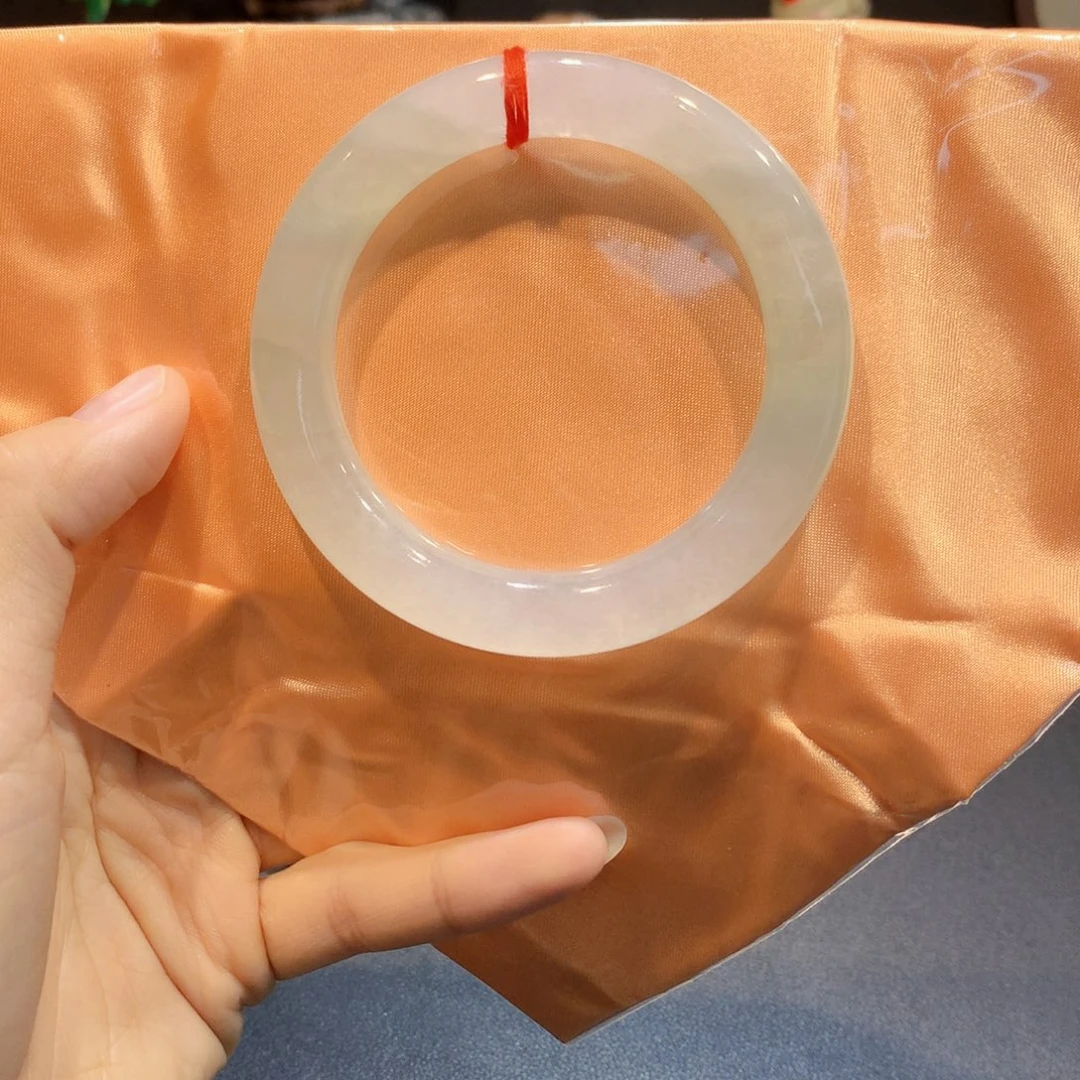 翡翠未镶嵌手镯3号