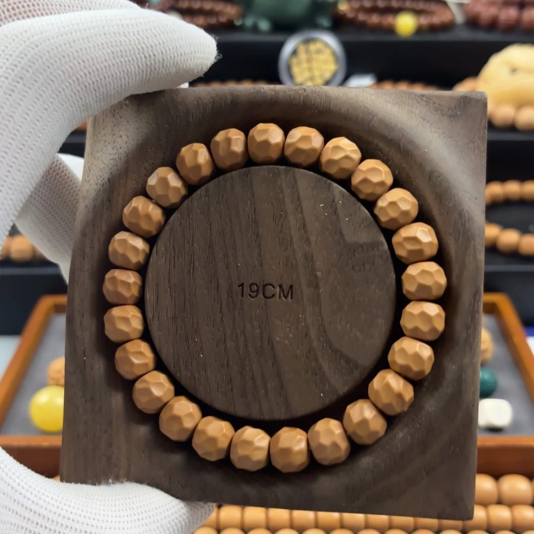 猴头核桃吊坠睿*奶酪