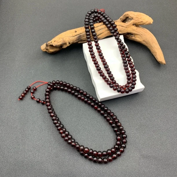 血珀项链-多样性发一-251003005【尺寸约6mm】