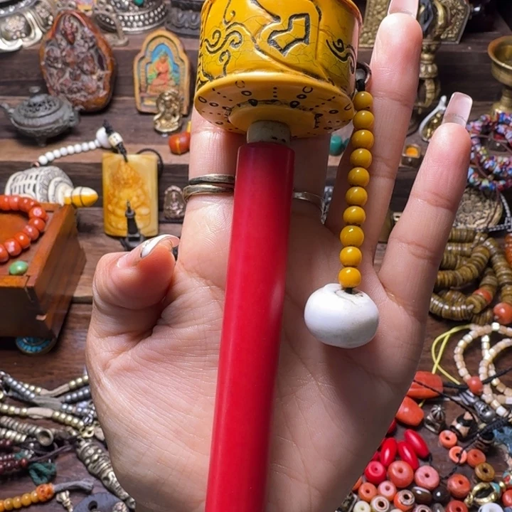 吊坠………………………………………………