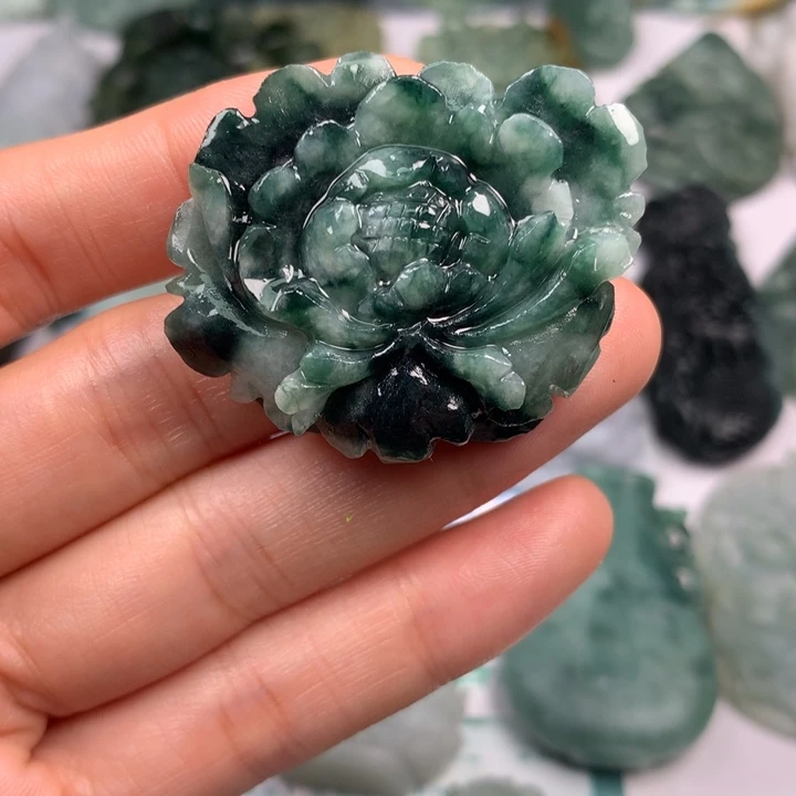 定制翡翠未镶嵌翡翠