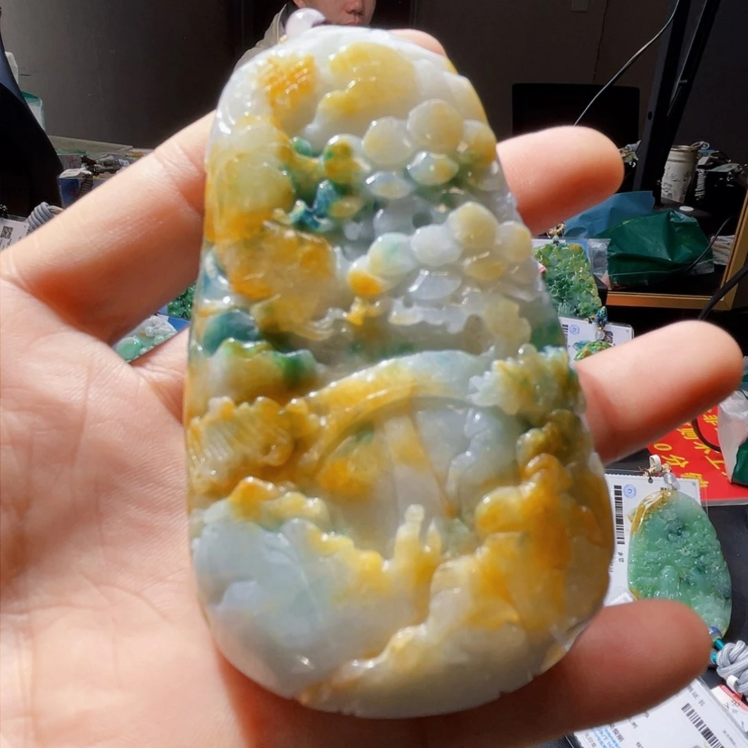 颈饰未镶嵌翡翠一