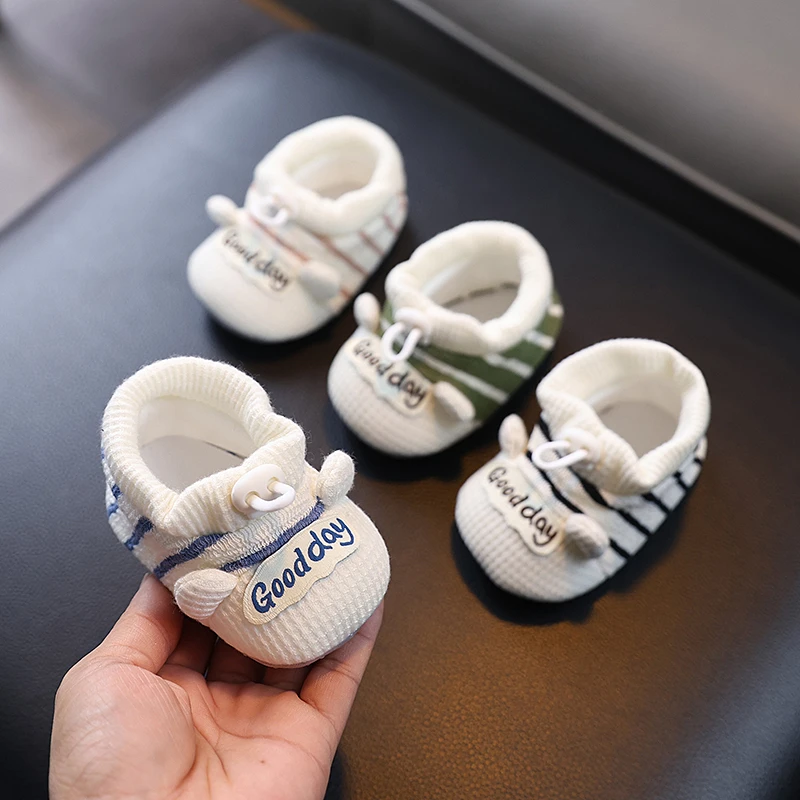 婴儿鞋春秋软底薄款宝宝学步鞋防滑不掉抽绳0-3-6月一岁外穿透气