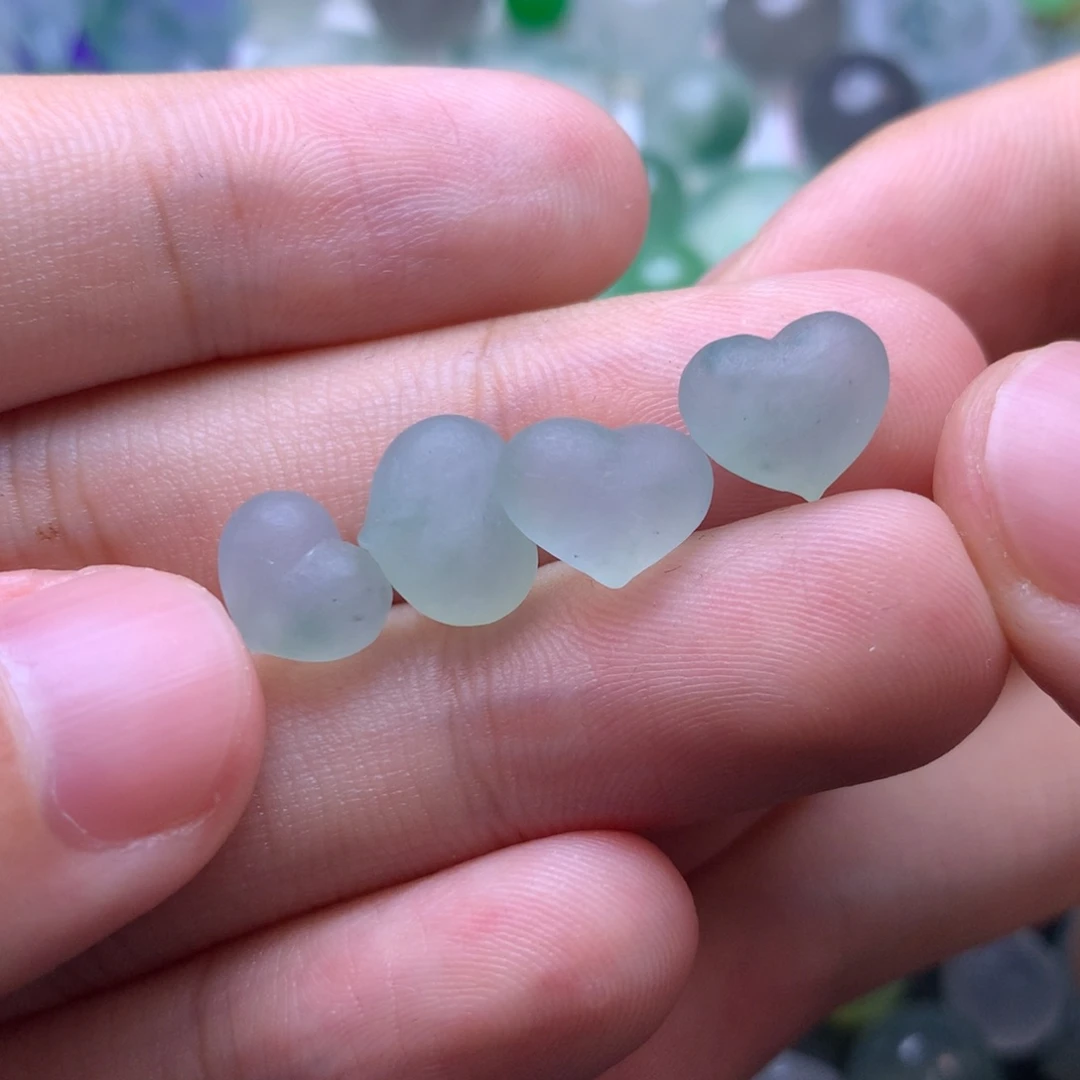 C****定制翡翠未镶嵌挂件