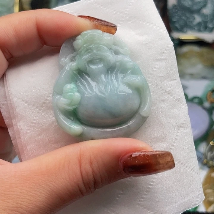 翡翠未镶嵌颈饰挂件