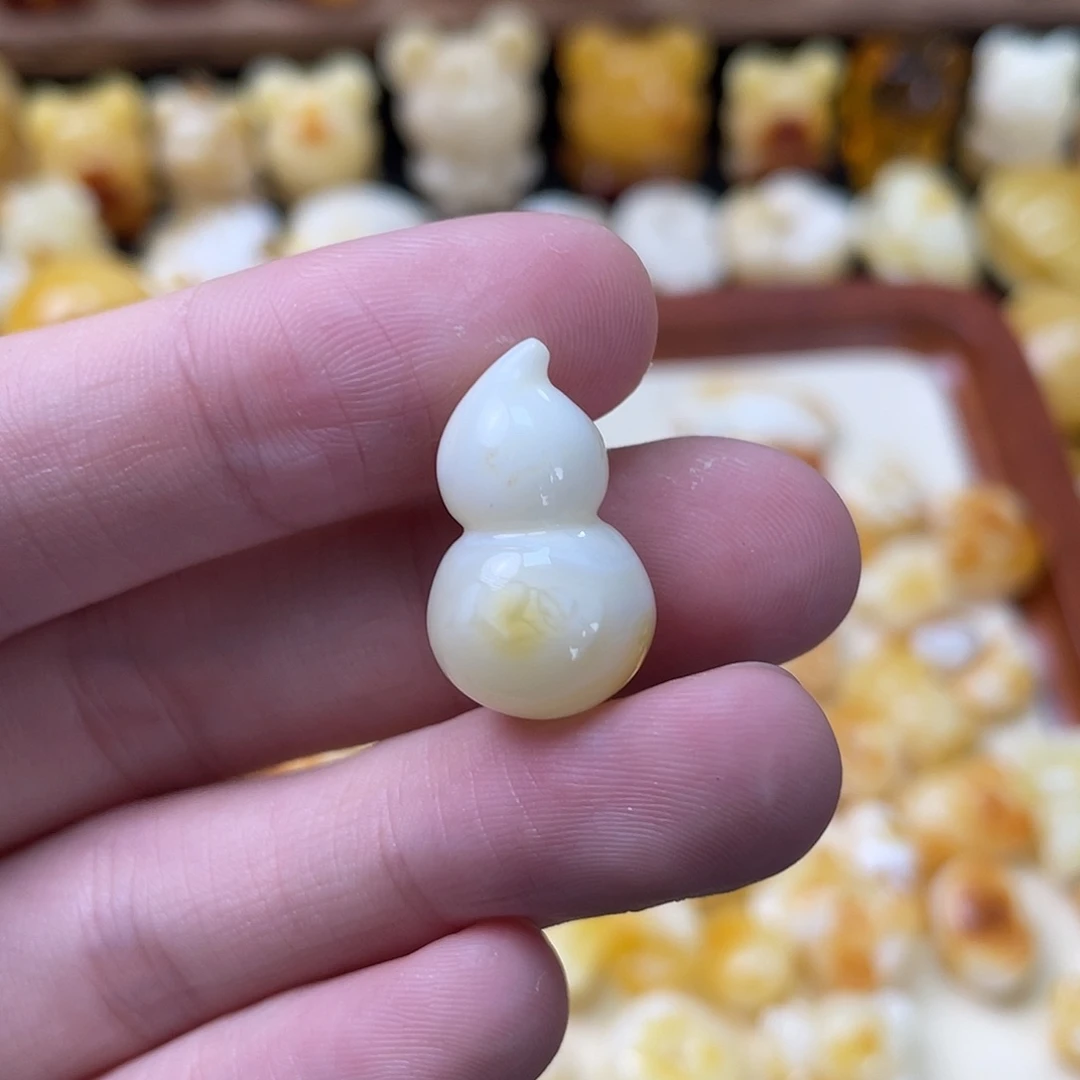 琥珀珠宝奇石未镶嵌A**_