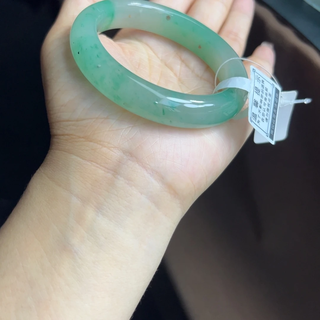 石英质玉手镯未镶嵌非洲翠54