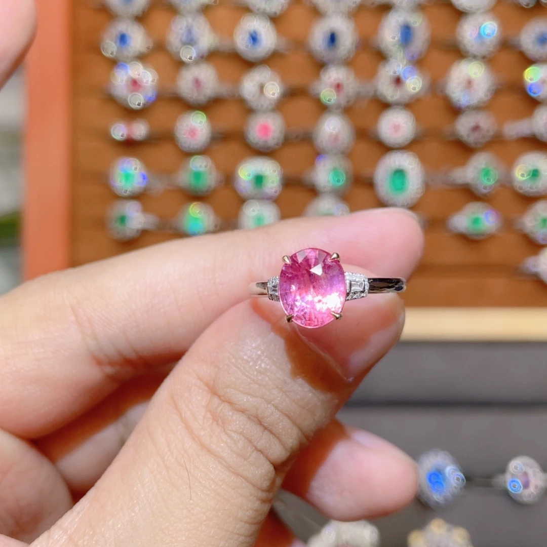 戒指18K金镶嵌尖晶石2.64ct 马亨盖