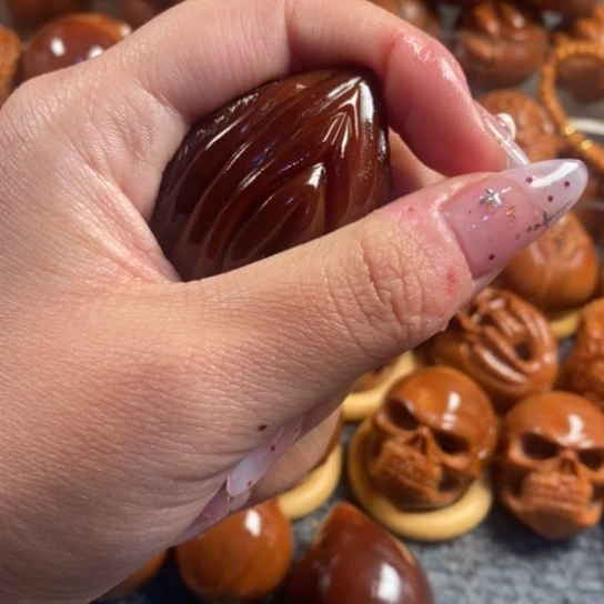 橄榄核吊坠玉华四面