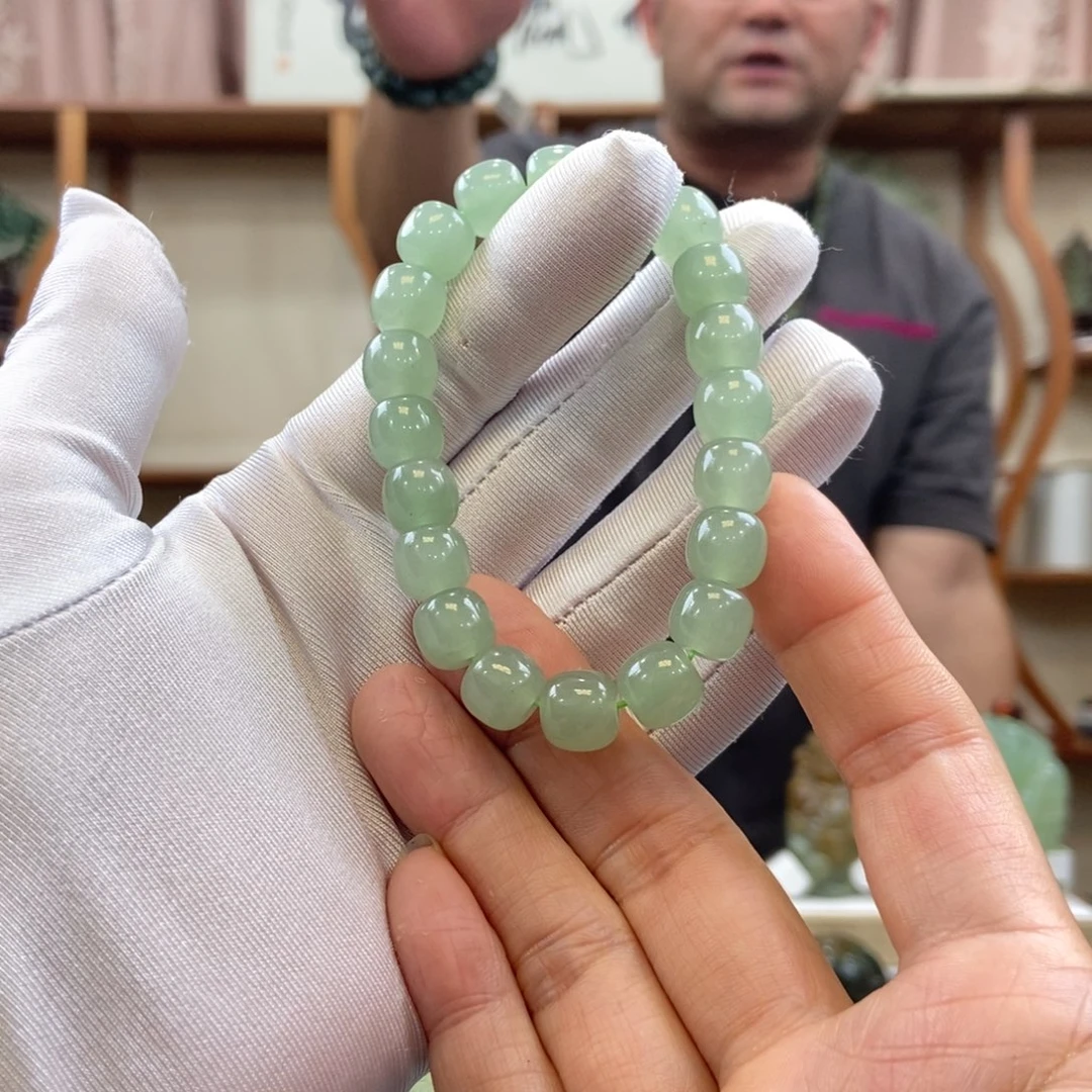 蛇纹石玉手串未镶嵌